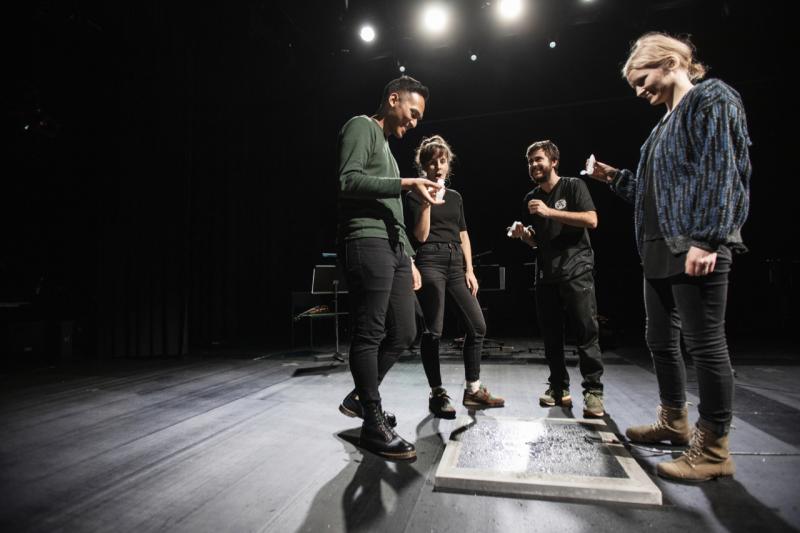 Cross-art technology explorative performance 2019